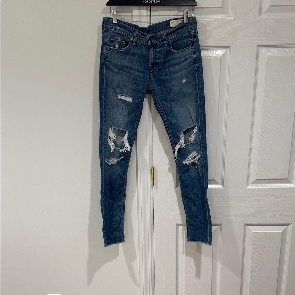 rag & bone Distressed Jeans in Blue